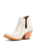White Embroidered Snip Slip-On Ankle Western Boots