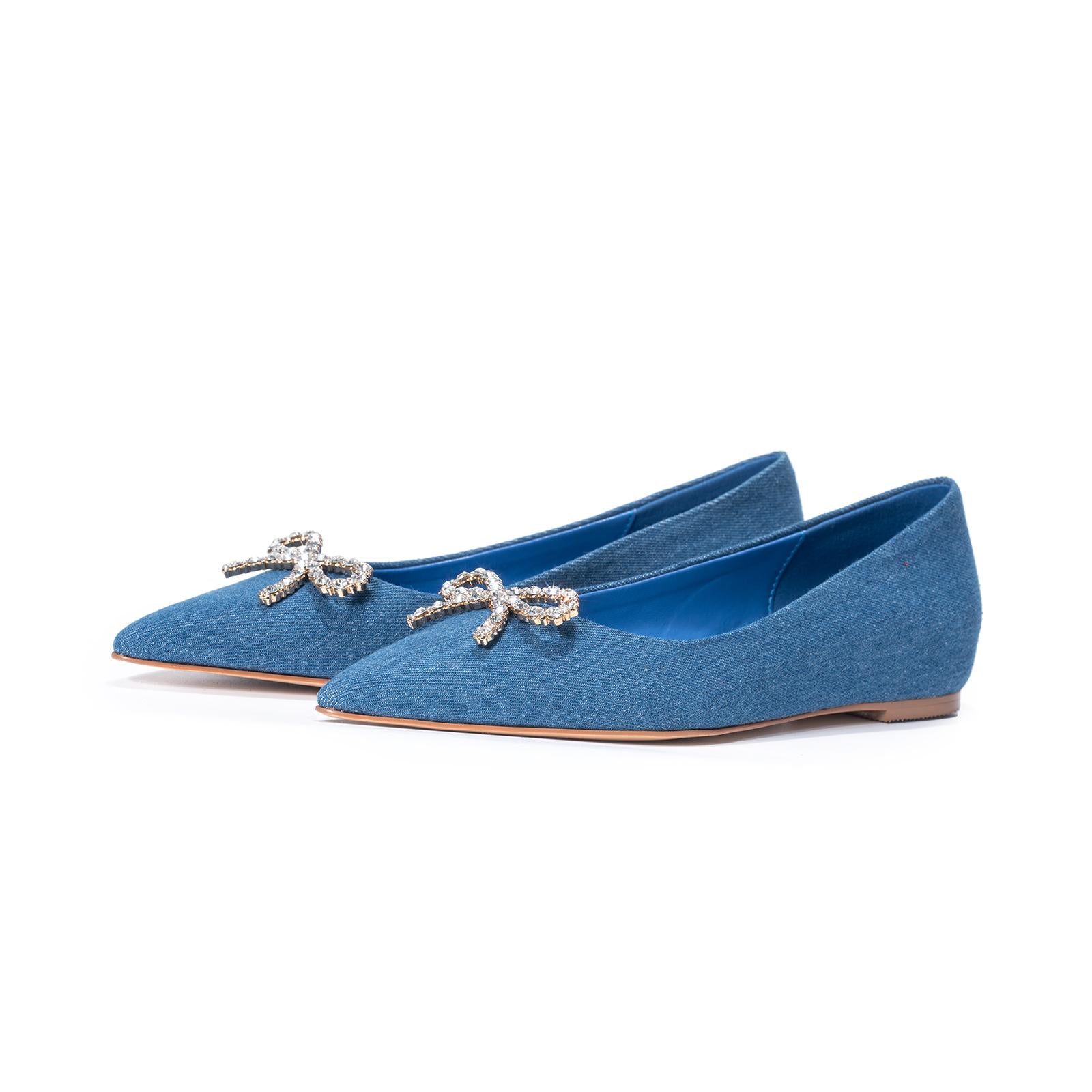 Blue Denim Rhinestone Bow Pointed Ballet Flats For Women